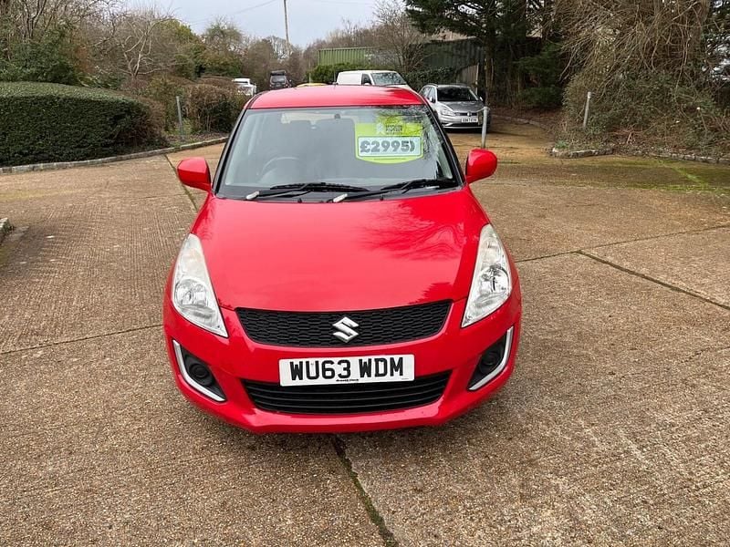 Used Suzuki Swift 94 HP (69 kW) 2013 Red Hatchback