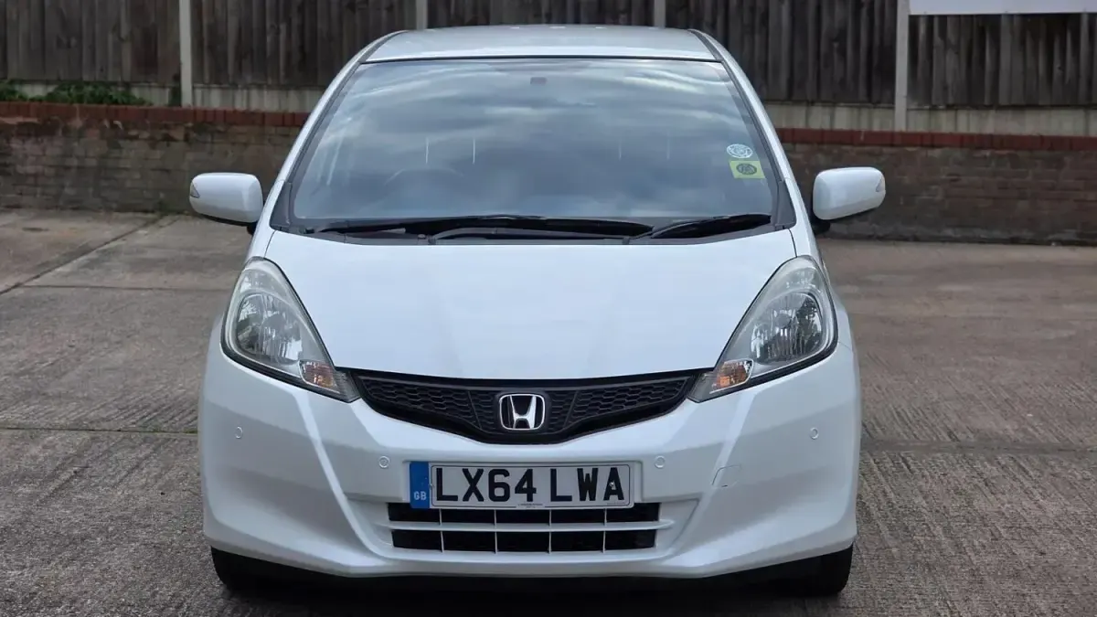 Second-hand Honda Jazz ES 99 CP (72 kW) 2014 Alb Hatchback