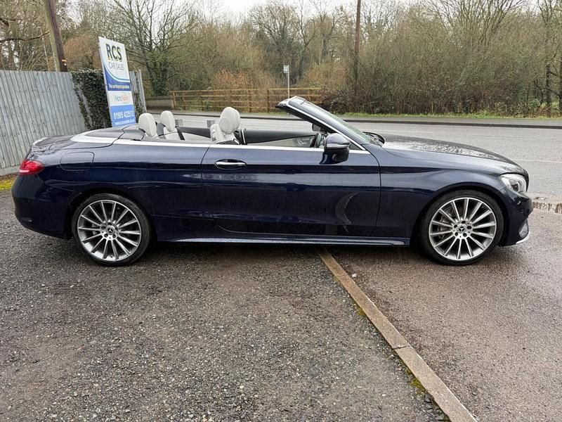 Used Mercedes C220 AMG Line Premium Plus 170 HP (125 kW) 2016 Blue Cabriolet