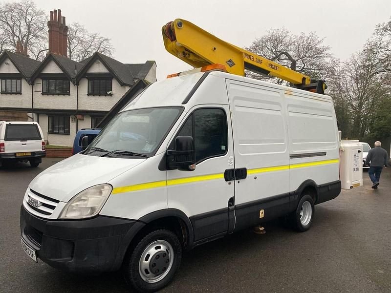 Used Iveco Daily 2009 White Sedan