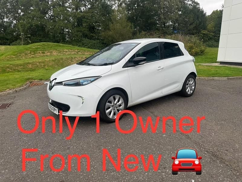 White Used 2013 Renault Zoe Dynamique Hatchback | £2,950 (Good price) - Image 1/4