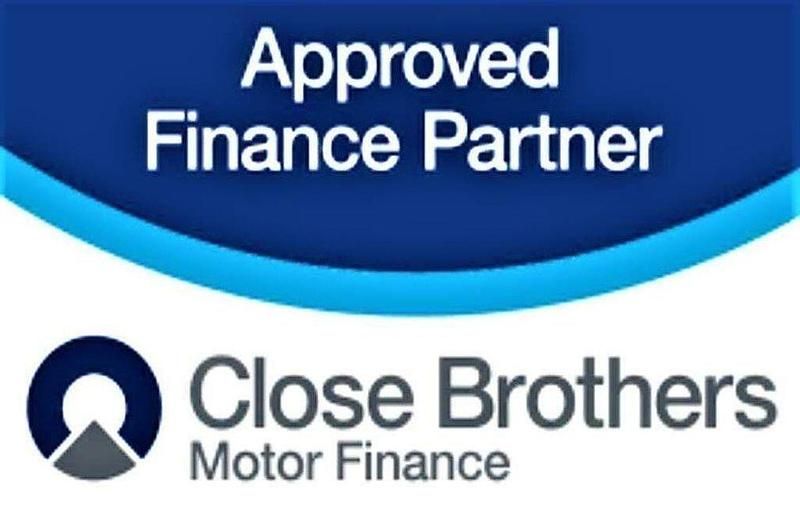 Used Volvo V40 R-Design 2016 Blue Hatchback