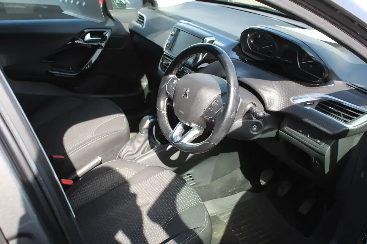 Used Peugeot 208 S 2018 Grey Hatchback