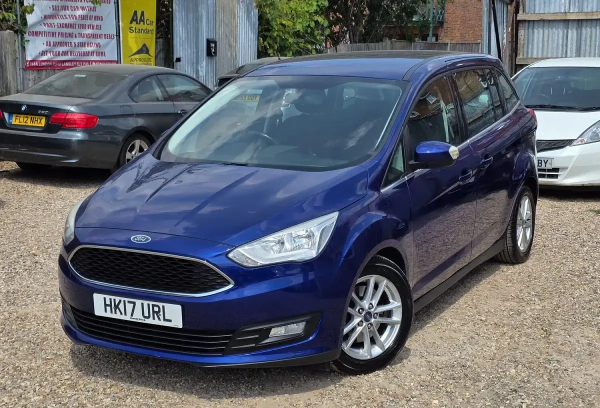 Used Ford Grand C-Max Zetec 2017 Blue MPV