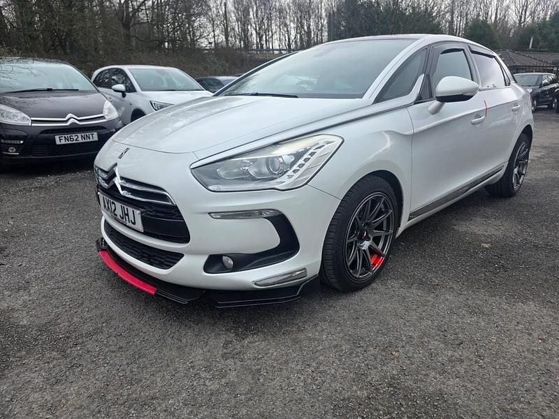 Used Citroën DS5 2012 White Hatchback