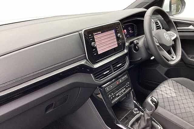 New VW T-Cross R-line 113 HP (83 kW) 2026 White SUV