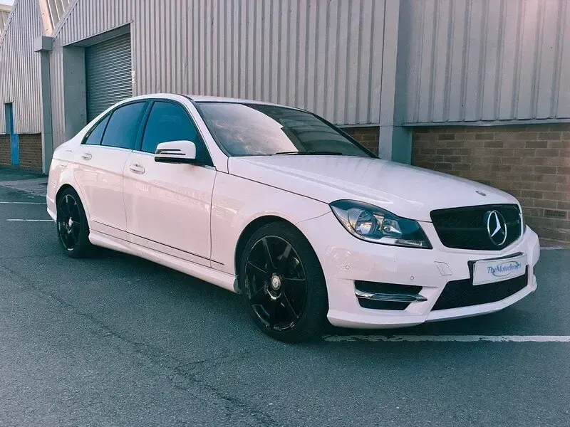Used Mercedes C220 Sport Edition 170 HP (125 kW) 2014 White Sedan