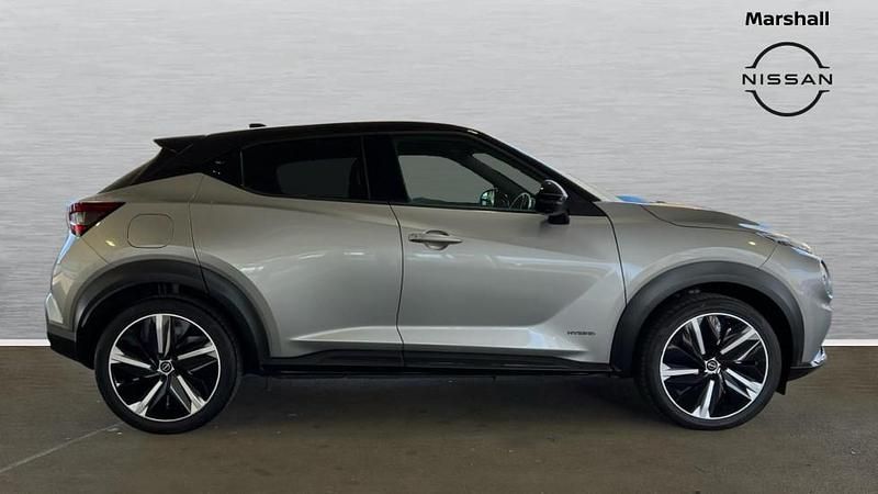 Used Nissan Juke Tekna+ 143 HP (105 kW) 2023 Silver SUV
