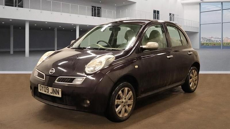 Begagnad Nissan Micra 79 HK (58 kW) 2009 Svart Halvkombi