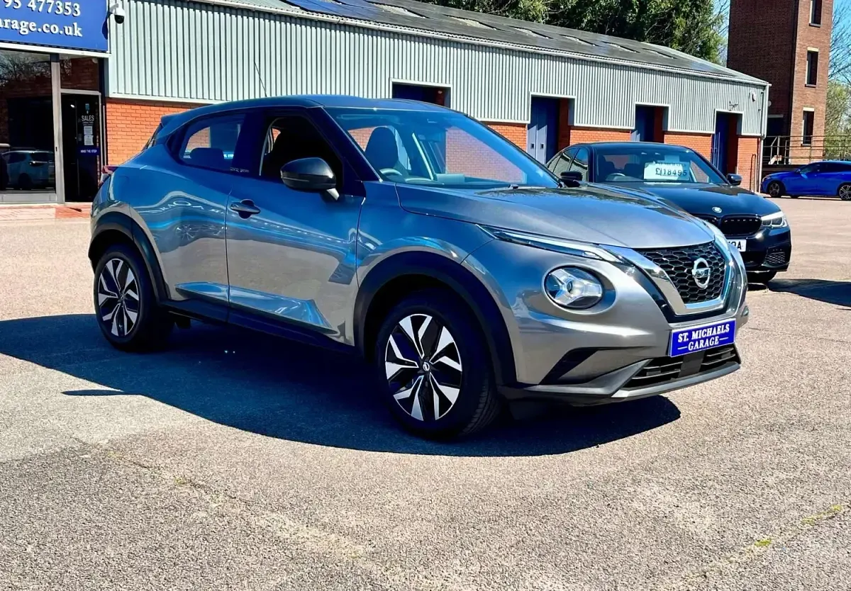 Used Nissan Juke Acenta 117 HP (86 kW) 2022 Grey SUV