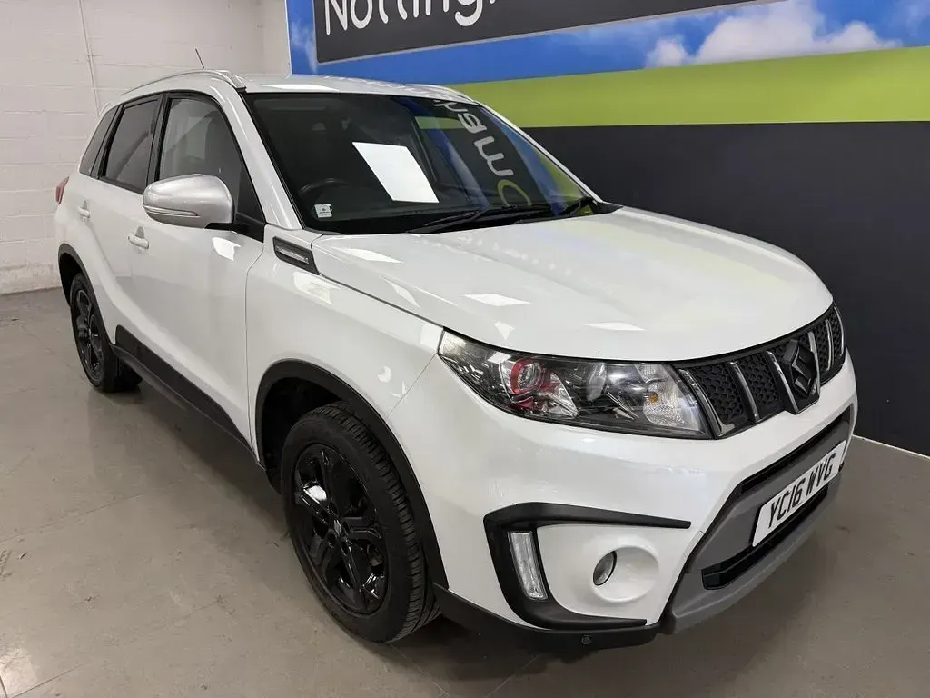 Used Suzuki Vitara 140 HP (102 kW) 2016 White SUV