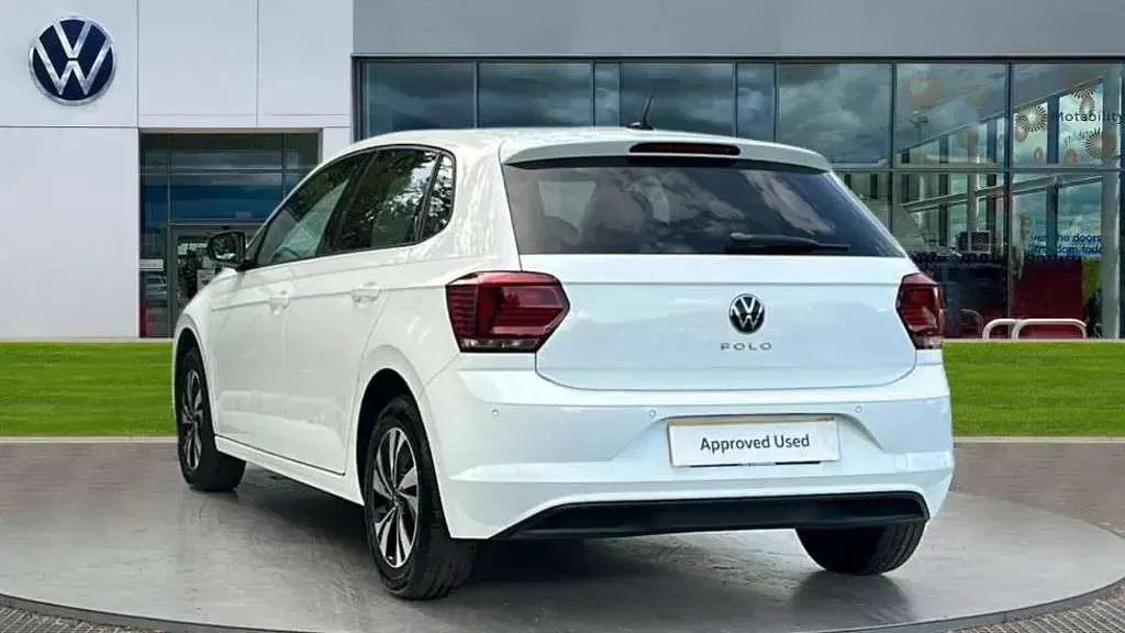Used VW Polo Match 95 HP (69 kW) 2021 Pure white Hatchback
