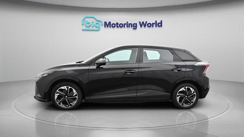 Used MG MG4 EV SE 319 kW (435 HP) 2023 Hatchback