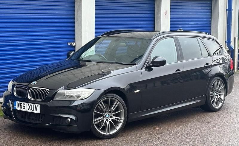 Used BMW 318 Sport Line 2011 Black Estate