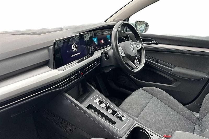 Used VW Golf VII Life 150 HP (110 kW) 2020 Silver Hatchback