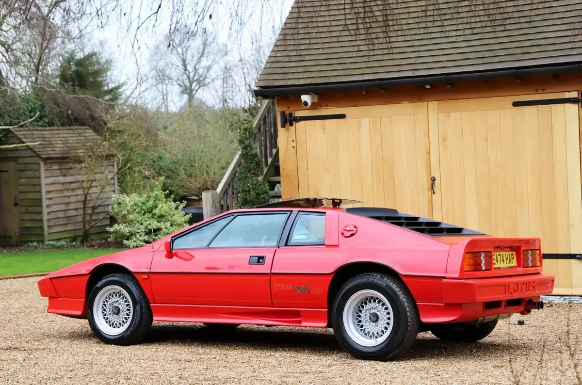 Used Lotus Esprit 1988 Red Coupe
