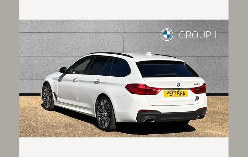 Used BMW 520 M Sport 190 HP (139 kW) 2017 White Estate
