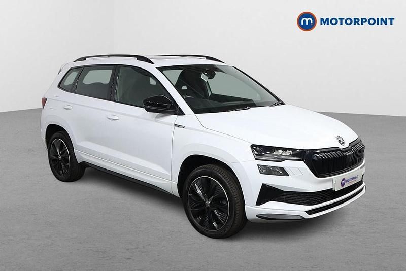 White Used 2022 Skoda Karoq SportLine SUV | £21,599 (Good price) - Image 1/4