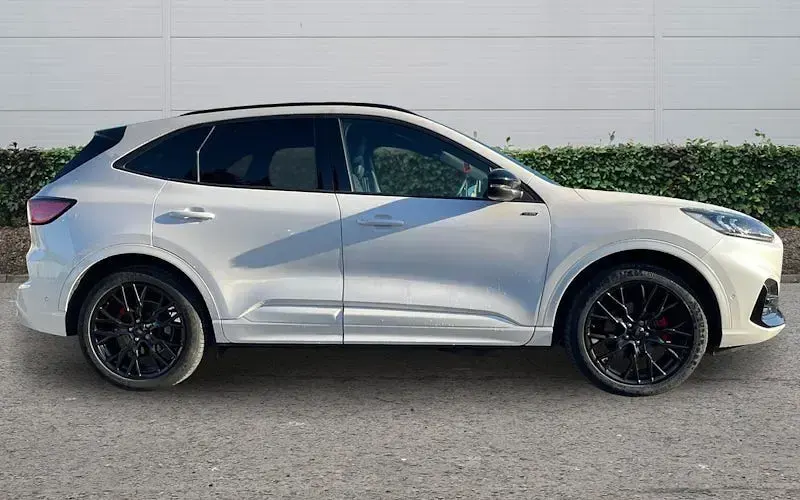 Used Ford Kuga ST-Line X 224 HP (164 kW) 2023 White SUV