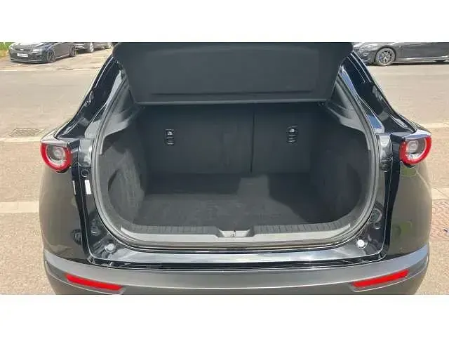 Gebraucht Mazda CX-30 Inclusive 122 PS (89 kW) 2022 Schwarz SUV