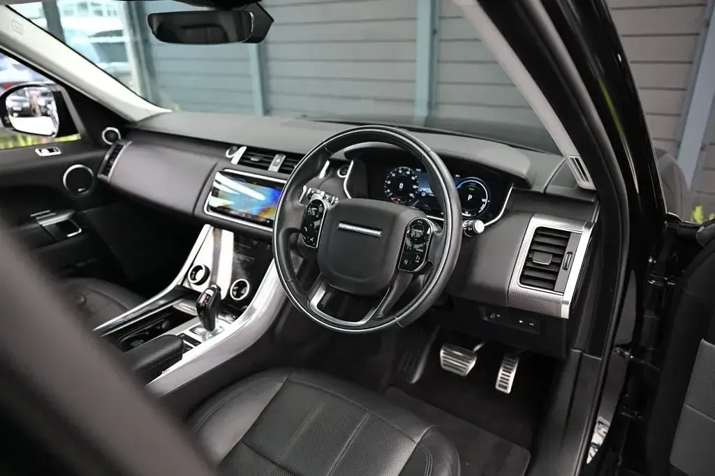 Used Land Rover Range Rover Sport HSE Dynamic 404 HP (297 kW) 2020 Black SUV