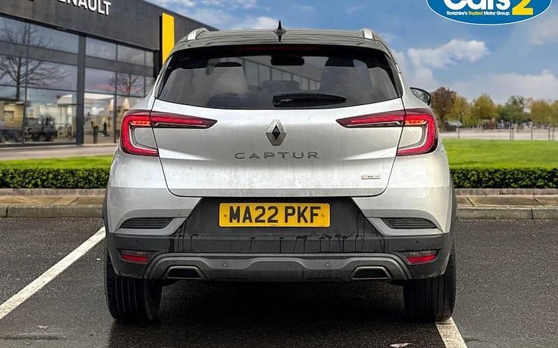 Used Renault Captur R.S. 140 HP (102 kW) 2022 Grey/black  SUV