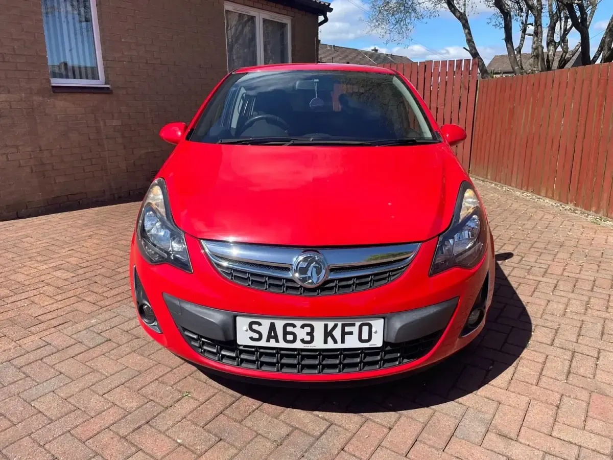 Begagnad Vauxhall Corsa 2013 Röd Halvkombi