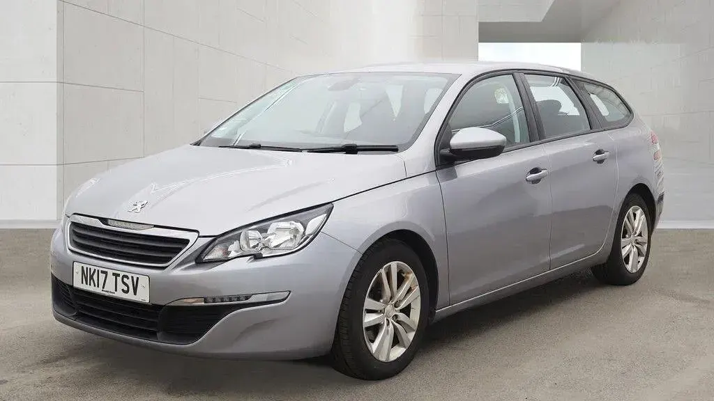 Used Peugeot 308 SW Active 130 HP (95 kW) 2017 Grey Estate