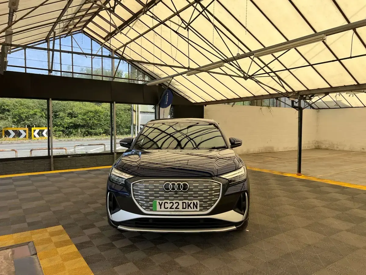 Used Audi Q4 Sportback e-tron S-Line 82 kW (112 HP) 2022 Blue SUV