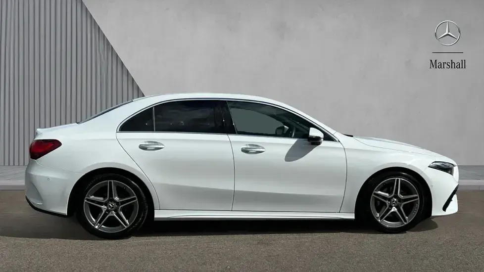Used Mercedes A180 Executive 136 HP (100 kW) 2023 Moonstone white metallic