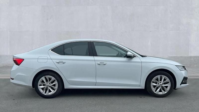 Used Skoda Octavia SE L 150 HP (110 kW) 2024 Metallic  moon white