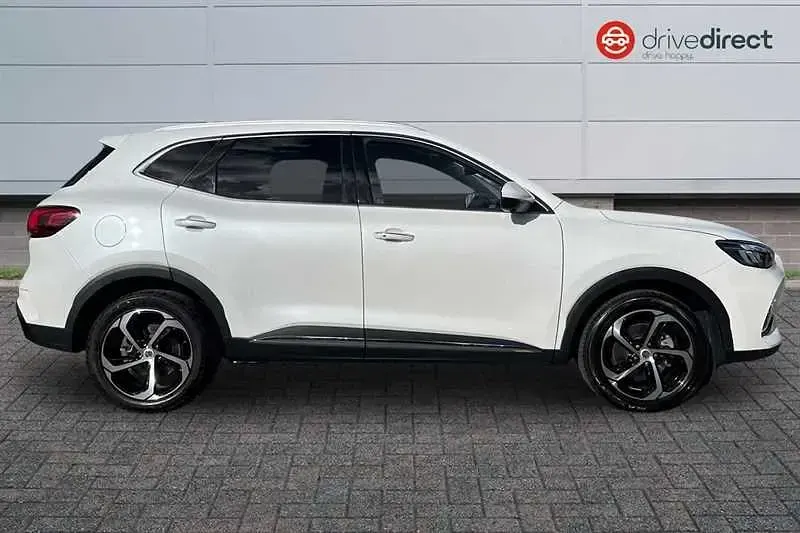 Używany MG HS Trophy 2025 Srebrny SUV