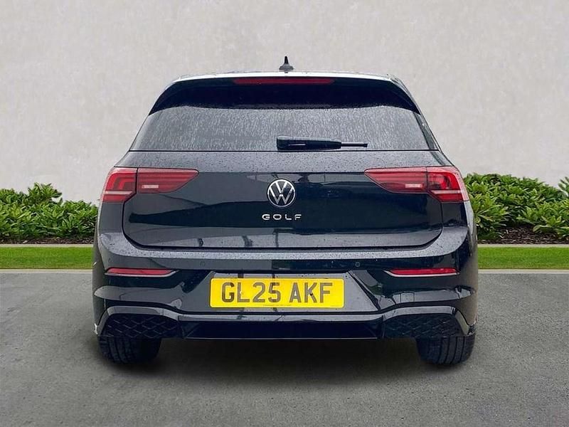 Used VW Golf VIII R-line 150 HP (110 kW) 2025 Black Hatchback