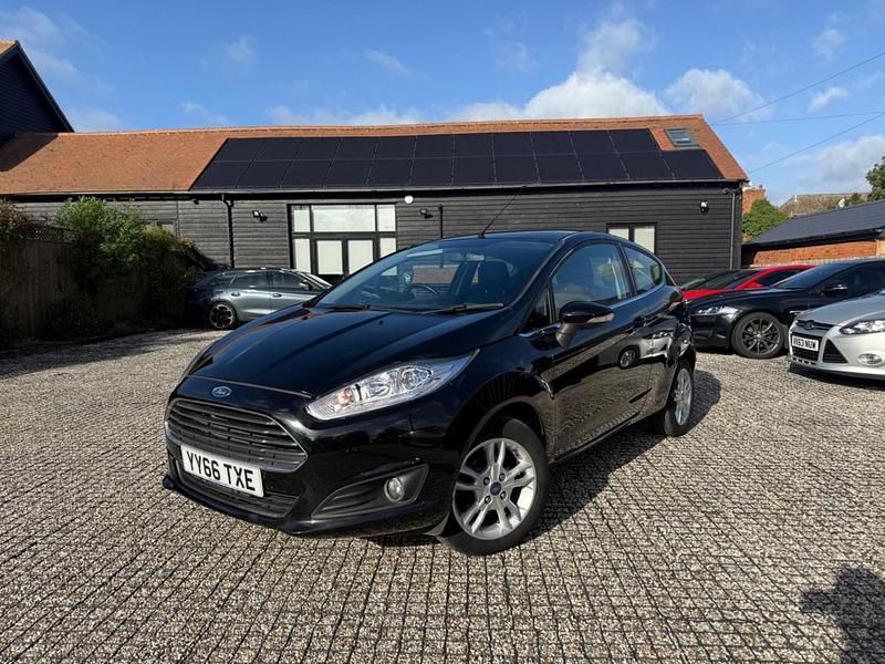 Black Used 2016 Ford Fiesta Zetec Hatchback | £3,995 (Fair price) - Image 1/4