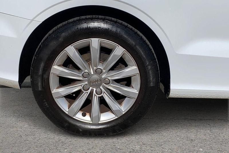 Usado Audi Cabriolet Design 150 HP (110 kW) 2015 Branco Cabrios