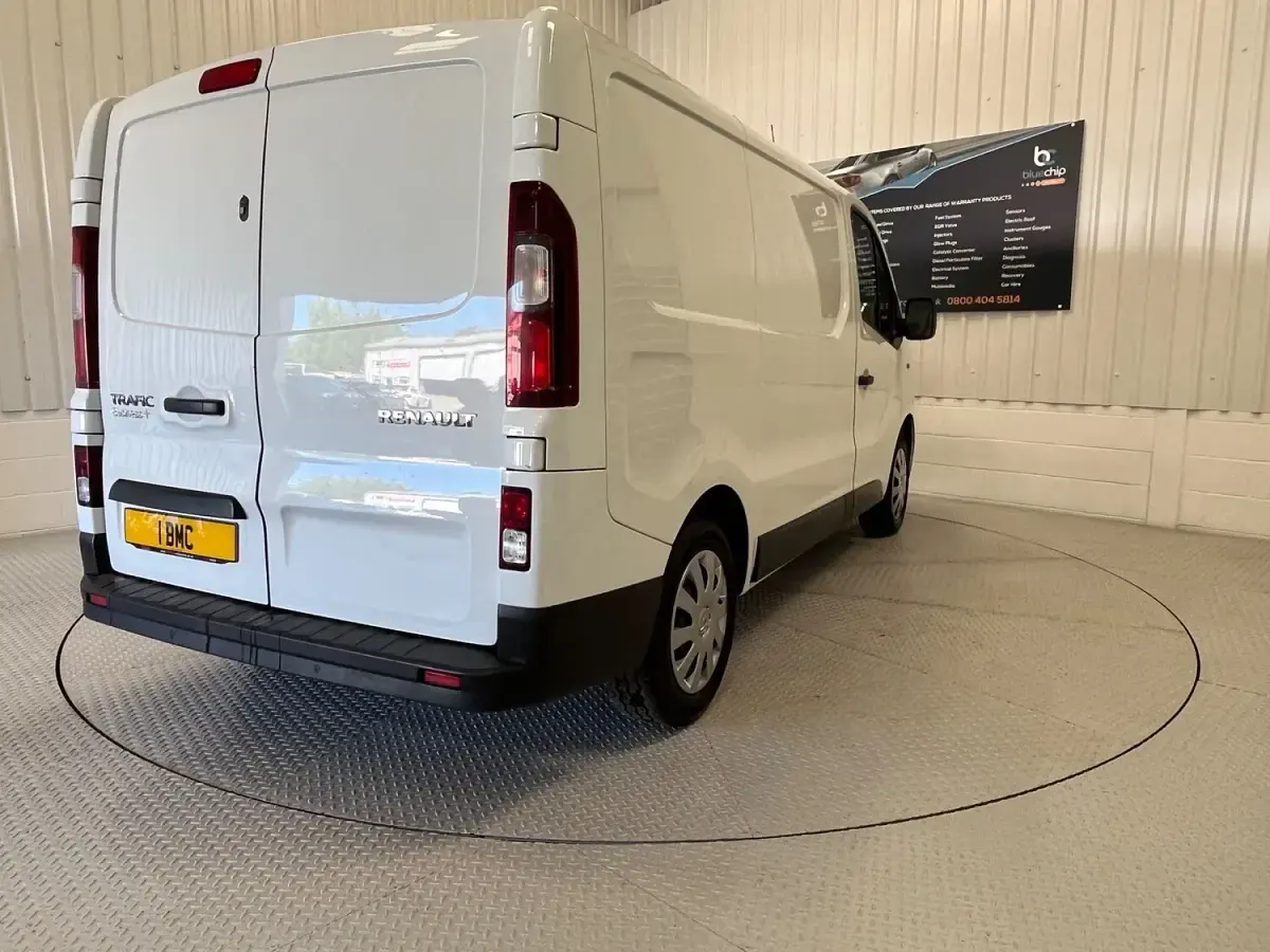 Used Renault Trafic Business 2019 White MPV