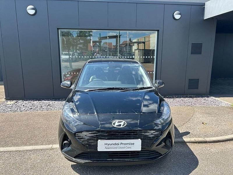 New Hyundai i10 Advanced 63 HP (46 kW) 2025 Phantom black Hatchback