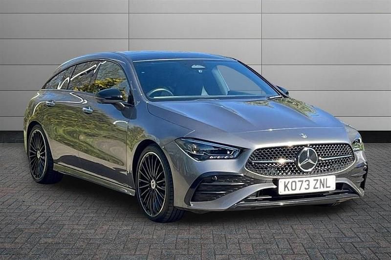 Used Mercedes CLA200 AMG Line Premium Plus 163 HP (119 kW) 2024 Mountain grey Estate