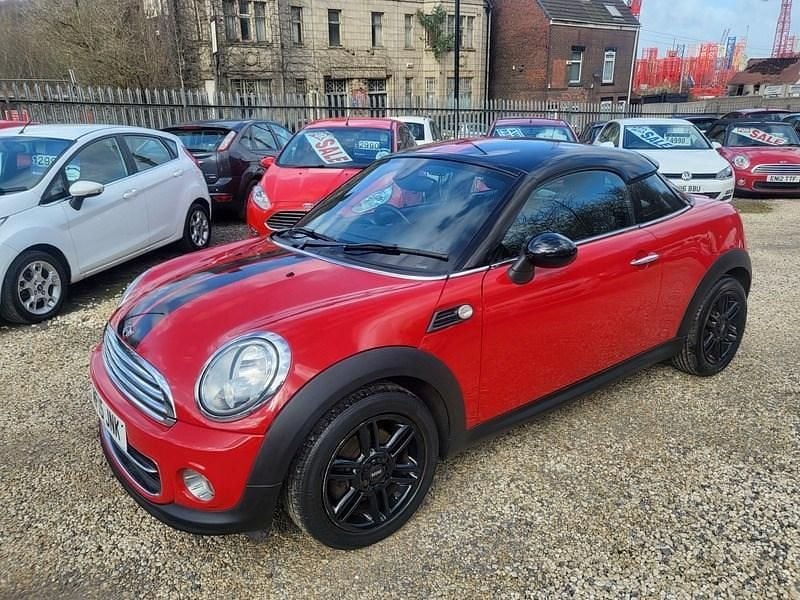 Used Mini Cooper Coupé 121 HP (88 kW) 2015 Red Coupe