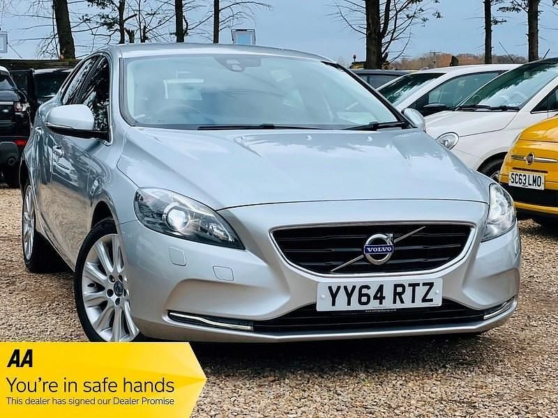 Silver Used 2014 Volvo V40 SE Lux Estate | £3,995 (Good price) - Image 1/3