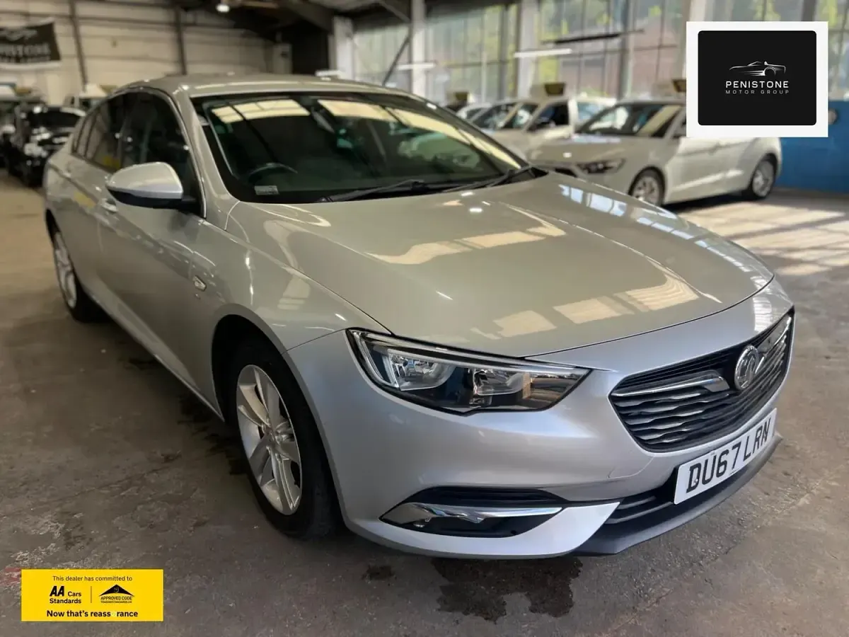Used Vauxhall Insignia SRi 2017 Silver Hatchback