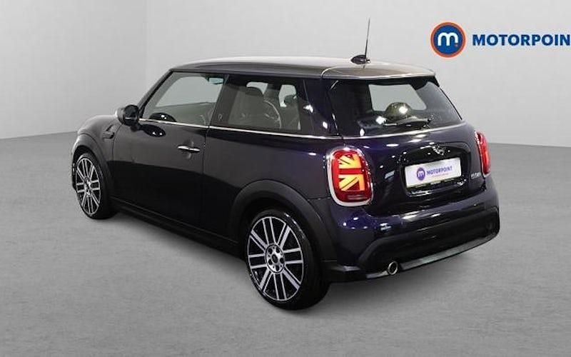Used Mini Cooper Exclusive 136 HP (100 kW) 2022 Blue/black Hatchback