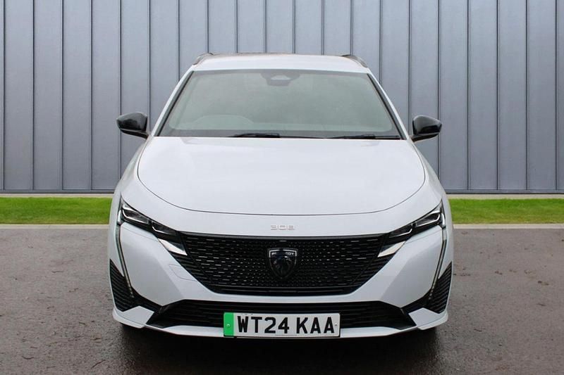 Used Peugeot 308 GT 113 kW (154 HP) 2024 White Estate