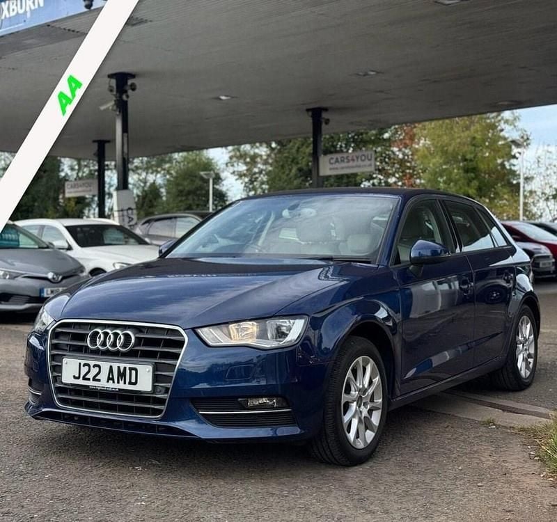 Used Audi A3 Sportback Design 150 HP (110 kW) 2014 Blue Hatchback
