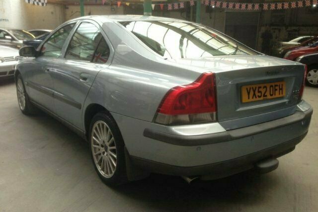 Used Volvo S60 180 HP (132 kW) 2002 Sedan