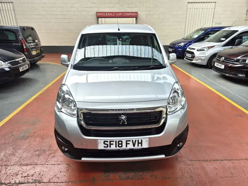 Used Peugeot Partner S 2018 Silver MPV