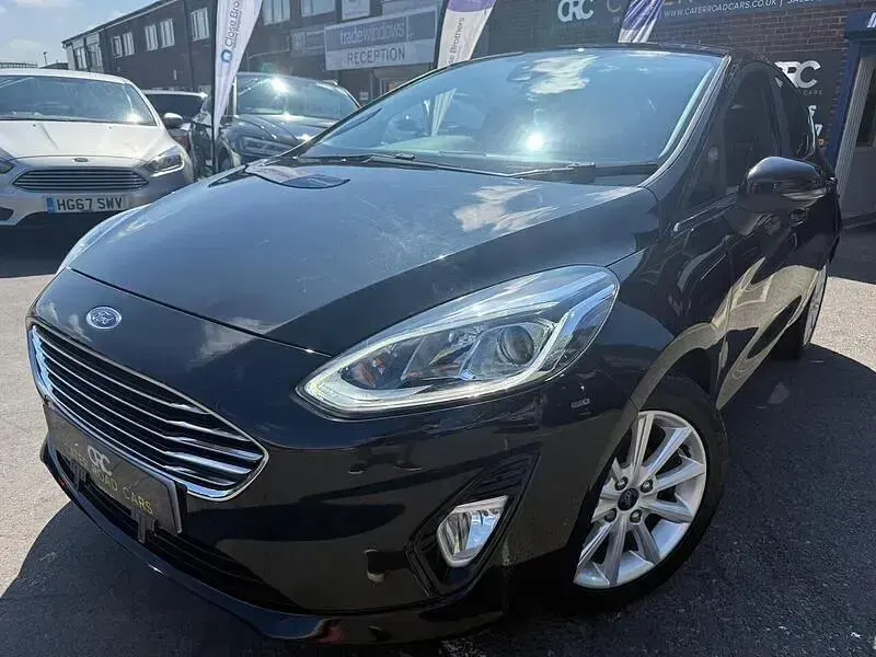 Used Ford Fiesta Titanium 125 HP (91 kW) 2019 Black Hatchback