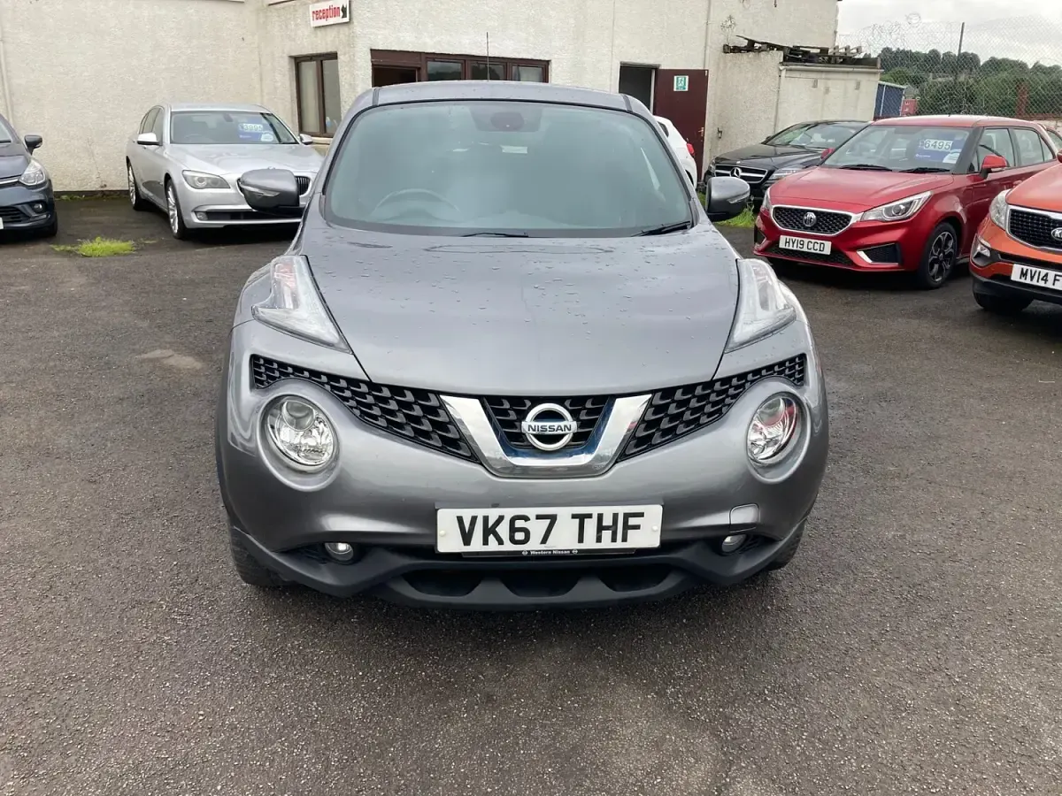 Used Nissan Juke N-Connecta 110 HP (80 kW) 2017 Grey SUV
