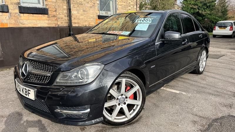 Begagnad Mercedes C220 2011 Svart Sedan