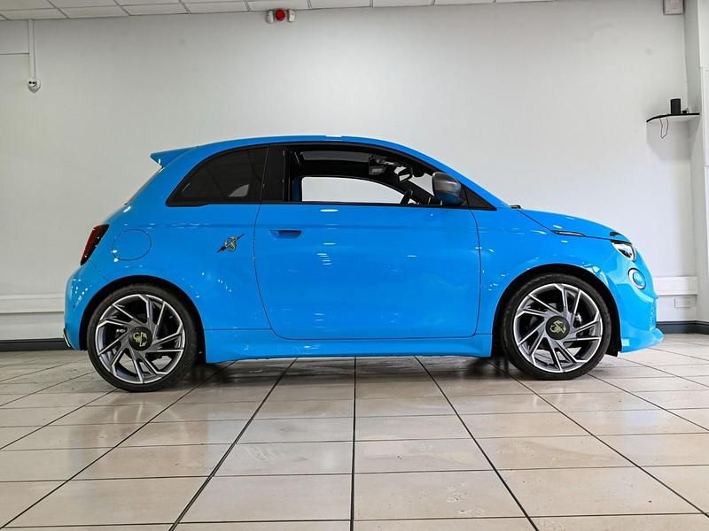 Used Abarth 500e Scorpionissima 114 kW (155 HP) 2024 Hatchback